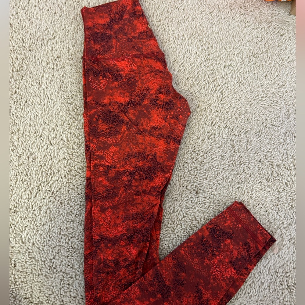 Lululemon limited edition Lunar New Year Align leggings 28”